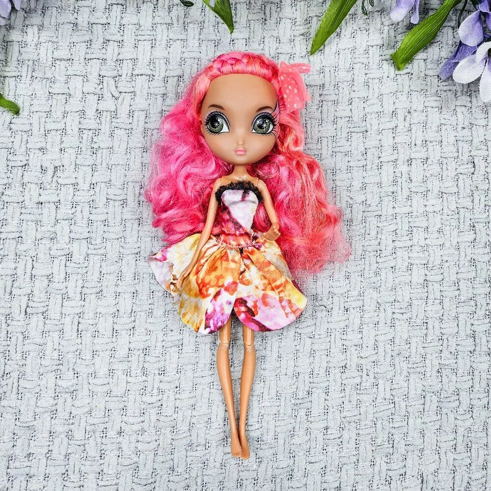 Mix 'n Match 3/$36 La Dee Da Butterfly Blast Garden Party Sloane Doll 2010